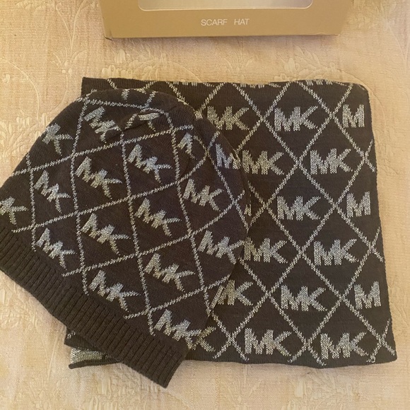 MICHAEL Michael Kors Accessories - Michael Kors Scarf and Hat